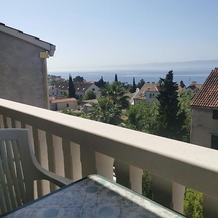 Apartments Dani Бол Екстериор снимка