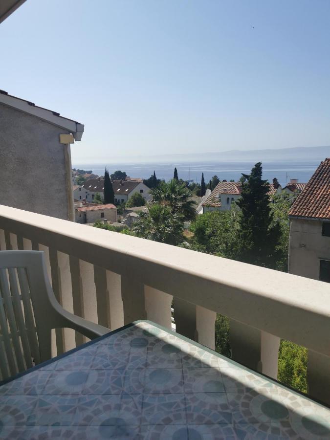 Apartments Dani Бол Екстериор снимка